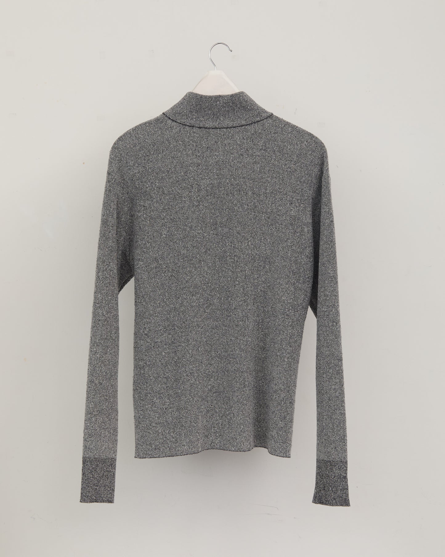 CHARACTERS ZIP-UP KNIT